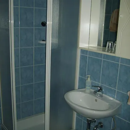 Guest house Raukar