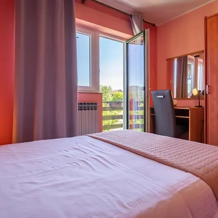 Guest house Raukar