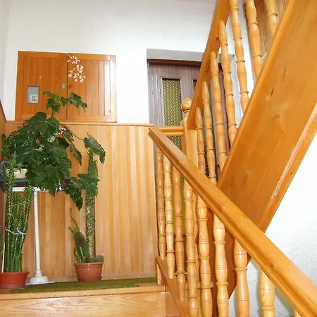Guest house Raukar Crni Lug