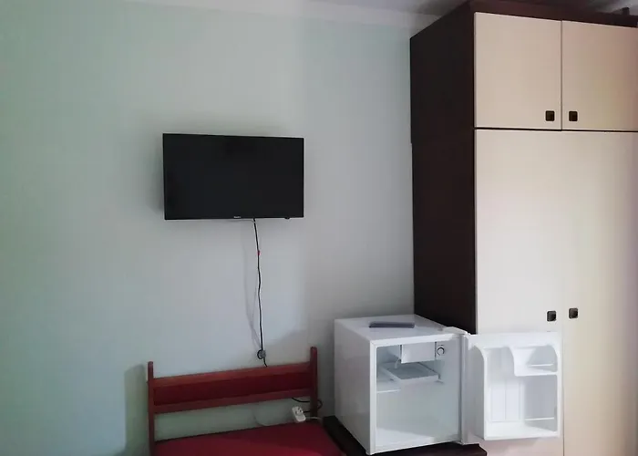 Raukar ゲストハウス 3*