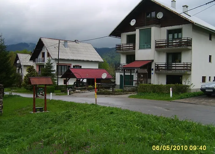 ゲストハウス Raukar