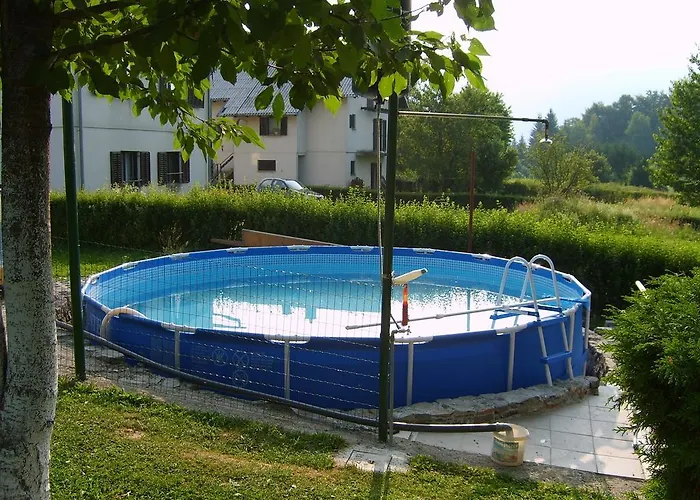 ゲストハウス Raukar 3*